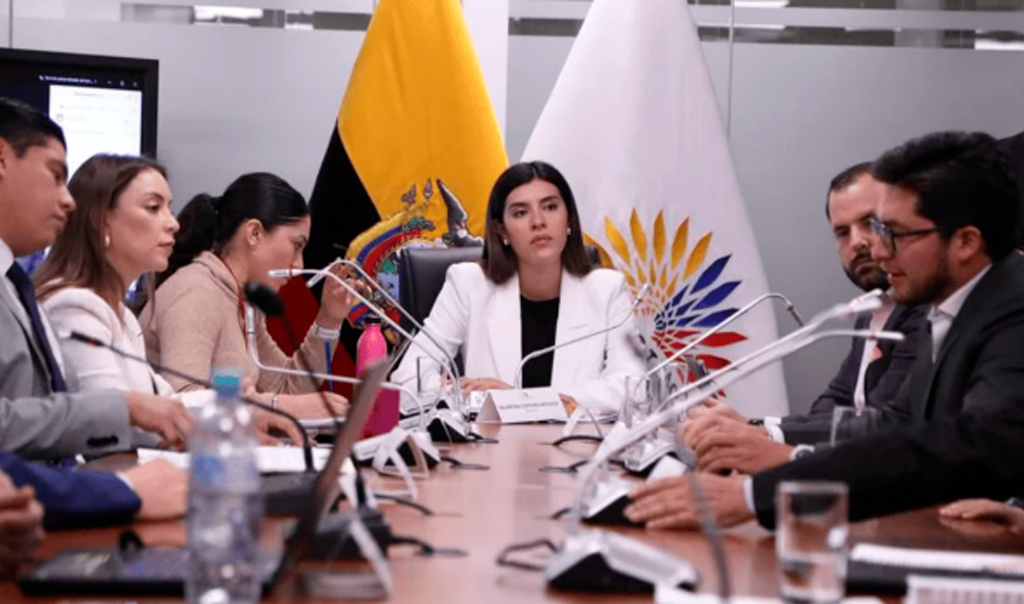 Comisión de Desarrollo Económico aprobó el informe para segundo debate de la ley urgente sobre viviendas de interés social